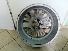 Load image into Gallery viewer, 1x Alufelge 18 Zoll 8.0" 5x112 30ET Glanz Silber 6867339 BMW 1 Rim Wheel FEL1126878865ks