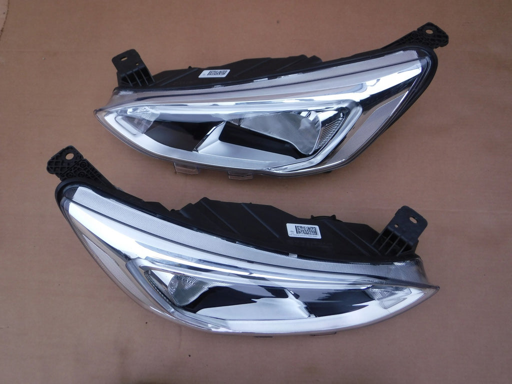 Frontscheinwerfer Ford Focus JX7B-13W029-AE LED Ein Stück (Rechts oder Links)