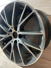 Laden Sie das Bild in den Galerie-Viewer, 1x Alufelge 17 Zoll 7.0" 5x112 7849122 BMW F44 F45 1 F40 F46 Rim Wheel FEL9665013703gn