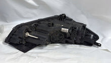 Laden Sie das Bild in den Galerie-Viewer, Frontscheinwerfer Hyundai Tucson 92101-D7100 Links Scheinwerfer Headlight SCH6313804563wx