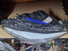 Laden Sie das Bild in den Galerie-Viewer, Frontscheinwerfer BMW 5 F11 F10 1LL01013104 010131040060928028862887 Rechts SCH6492087087jc