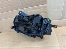 Laden Sie das Bild in den Galerie-Viewer, Frontscheinwerfer Mini Countryman F60 5A04D94-03 Rechts Scheinwerfer Headlight SCH9547857155ox
