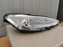 Laden Sie das Bild in den Galerie-Viewer, Frontscheinwerfer Tesla Model S LED Rechts Scheinwerfer Headlight