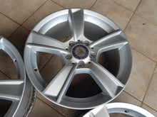 Laden Sie das Bild in den Galerie-Viewer, 4x Alufelge 17 Zoll 8.5" 5x112 58ET Glanz Silber A2044019002 Mercedes-Benz W204 FEL7924257621nq