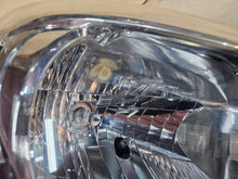 Load image into Gallery viewer, Frontscheinwerfer Toyota Yaris Rechts Scheinwerfer Headlight SCH7931480706cc