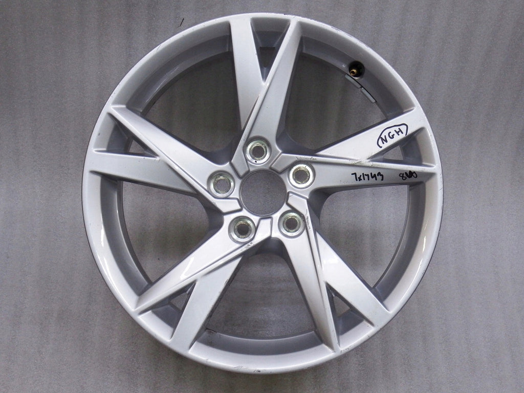 1x Alufelge 17 Zoll 7.0" 5x112 43ET Glanz Silber 8U0601025AM Audi Q3 Rim Wheel