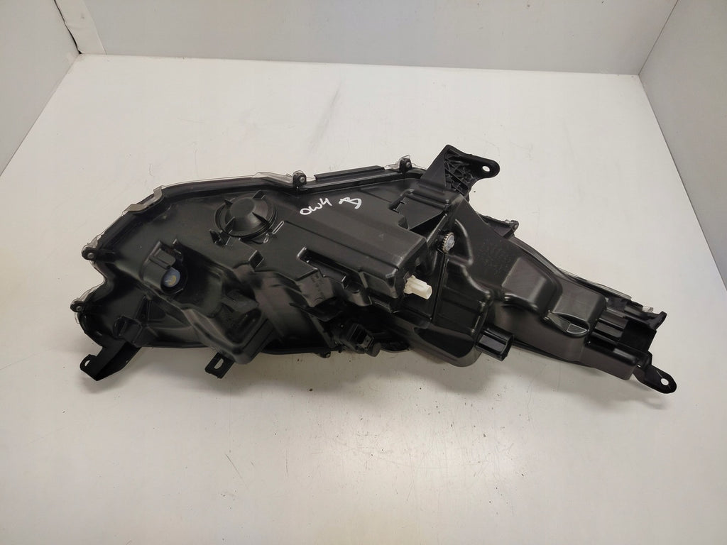 Frontscheinwerfer Toyota Yaris EUK0-8 Full LED Ein Stück (Rechts oder Links)