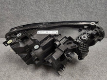 Laden Sie das Bild in den Galerie-Viewer, Frontscheinwerfer BMW 2 G42 8083635-06 8083636-06 LED Ein Satz Headlight SCH6627180991jb