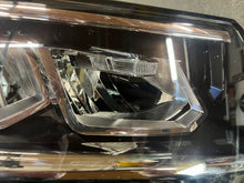 Laden Sie das Bild in den Galerie-Viewer, Frontscheinwerfer VW Tiguan 5NB941036D Full LED FALSE Scheinwerfer Headlight SCH8287672557nb