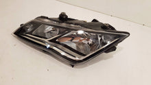 Laden Sie das Bild in den Galerie-Viewer, Frontscheinwerfer Seat Leon 5F1941005 Links Scheinwerfer Headlight