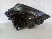 Laden Sie das Bild in den Galerie-Viewer, Frontscheinwerfer Audi Q2 81A941034 LED Rechts Scheinwerfer Headlight