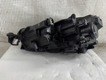 Laden Sie das Bild in den Galerie-Viewer, Frontscheinwerfer Skoda Scala 657941016 Full LED Rechts Scheinwerfer Headlight SCH2442853746pb
