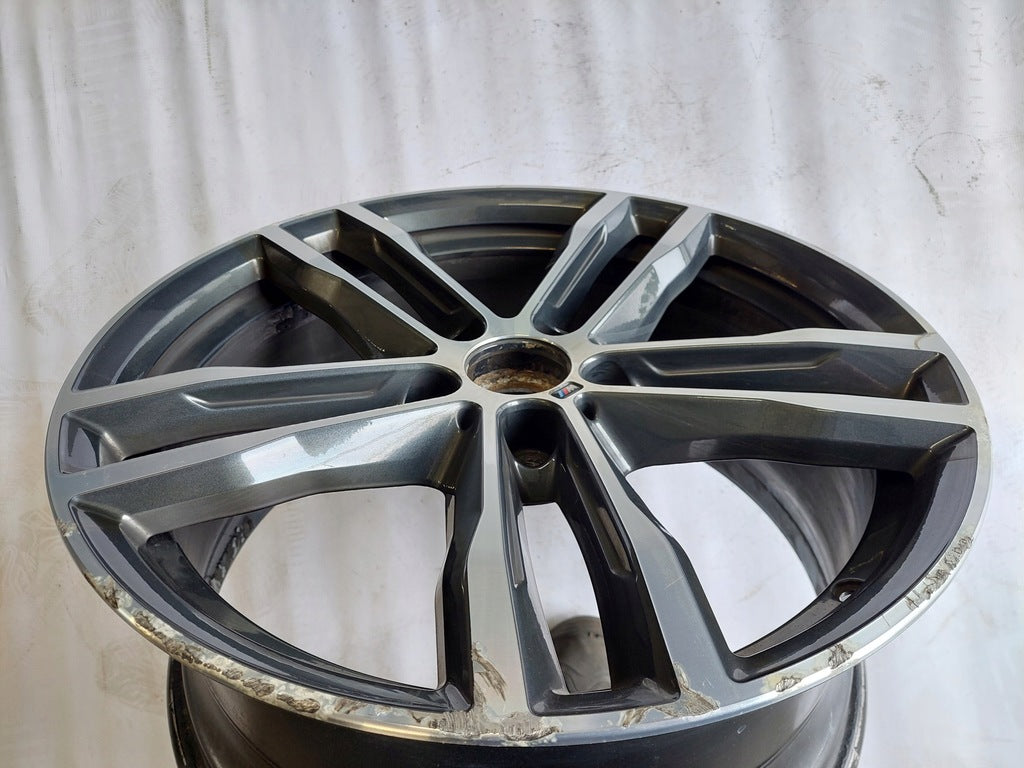 1x Alufelge 19 Zoll 8.5" 5x120 47ET Glanz 7856711 BMW 3 F30 F32 F31 F33 Mg FEL6571308434xw