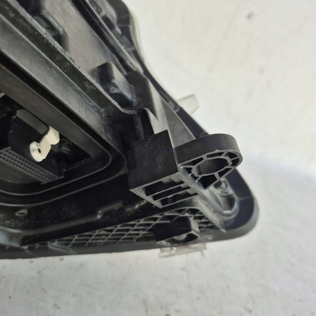 Frontscheinwerfer Mercedes-Benz Vito W447 A4479060101 Links Headlight SCH3432771584cx