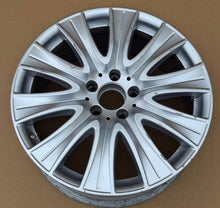 Laden Sie das Bild in den Galerie-Viewer, 1x Alufelge 18 Zoll 8.0" 5x112 41ET Glanz Silber A2224010902 Mercedes-Benz W222 FEL7735137739ps
