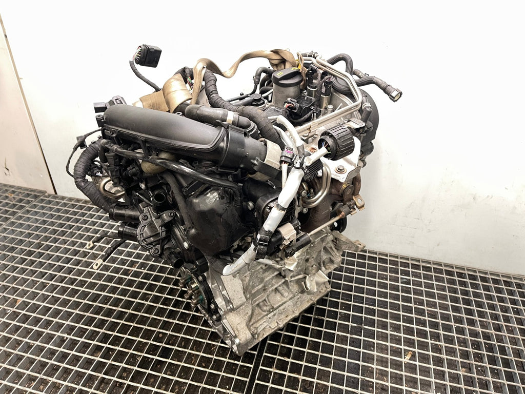 Motor VW Passat B8 DGEB 1.4 GTE 156PS 115kW 81TKm 2020 Hybrid Engine Komplett