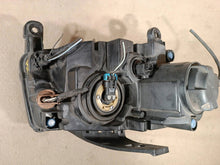 Laden Sie das Bild in den Galerie-Viewer, Frontscheinwerfer Jeep Grand Cherokee I 68110997AB Links Scheinwerfer Headlight SCH6656008239yo