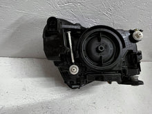 Load image into Gallery viewer, Frontscheinwerfer Skoda Superb 3V1941015A Xenon Links Scheinwerfer Headlight SCH1634355337yv