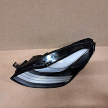 Laden Sie das Bild in den Galerie-Viewer, Frontscheinwerfer Tesla 3 Y 151495200C LED Links Scheinwerfer Headlight