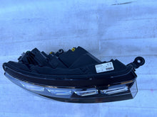 Laden Sie das Bild in den Galerie-Viewer, Frontscheinwerfer Skoda Kamiq 658941016 Rechts Scheinwerfer Headlight SCH5514369552ec