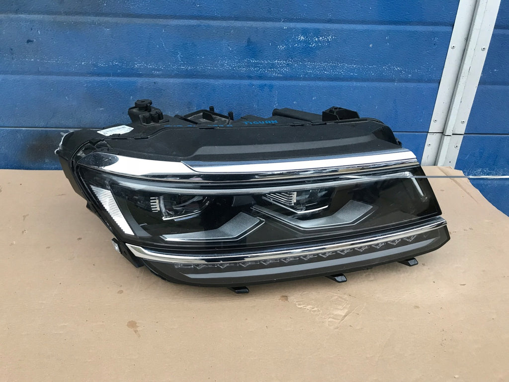 Frontscheinwerfer VW Tiguan 5NB941082A Rechts Scheinwerfer Headlight