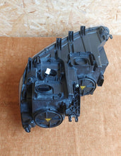 Laden Sie das Bild in den Galerie-Viewer, Frontscheinwerfer Seat Alhambra 7N5941752 Xenon Rechts Scheinwerfer Headlight