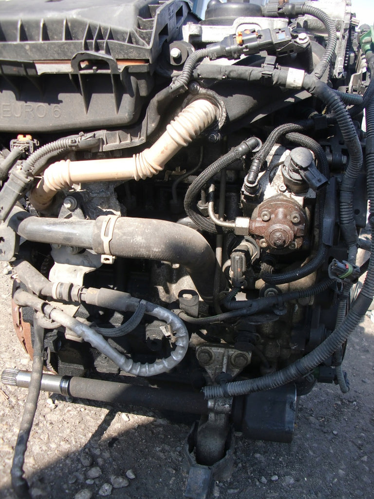 Motor Peugeot 308 10JBHB 8H02 1.6 HDI 83TKm 2016 Diesel Engine Komplett