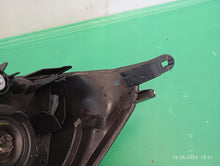 Laden Sie das Bild in den Galerie-Viewer, Frontscheinwerfer Mitsubishi Space Star Rechts Scheinwerfer Headlight