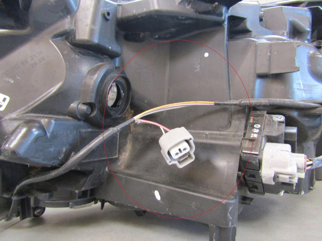 Frontscheinwerfer Toyota V LED Rechts Scheinwerfer Headlight