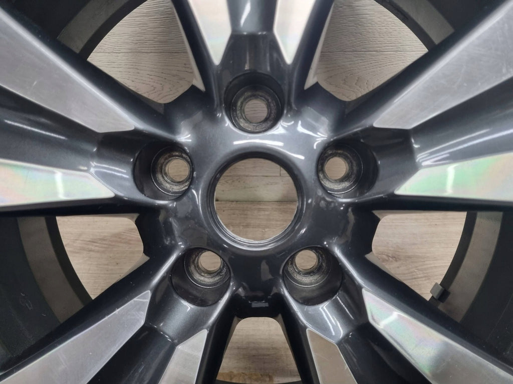 1x Alufelge 17 Zoll N50701 Nissan Pulsar Rim Wheel