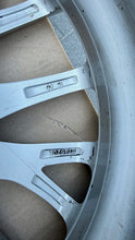 Laden Sie das Bild in den Galerie-Viewer, 1x Alufelge 17 Zoll 7.0" 5x120 6796205 BMW 1 F21 F20 Rim Wheel FEL8707275856yl