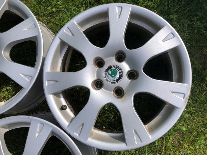 4x Alufelge 16 Zoll 6.5" 5x112 50ET 1Z0601025A Audi Octavia Rim Wheel FEL4802967986up