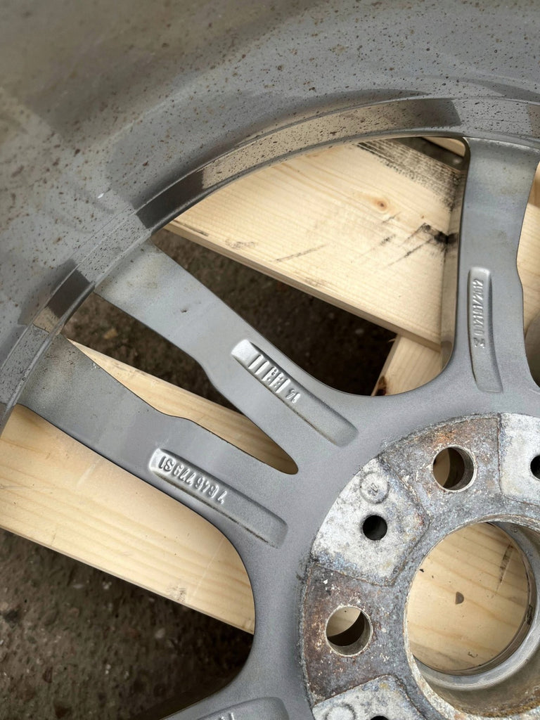 1x Alufelge 18 Zoll 8.5" 5x120 47ET Glanz Grau 7852492 BMW 3 F30 F32 F31 FEL4187135126ms