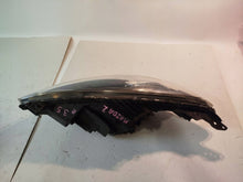Laden Sie das Bild in den Galerie-Viewer, Frontscheinwerfer Mazda I 2 DR6151030 Rechts Scheinwerfer Headlight SCH7599768139vl