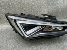 Laden Sie das Bild in den Galerie-Viewer, Frontscheinwerfer Cupra Formentor I 5FG941008E Rechts Scheinwerfer Headlight SCH2492488038yx
