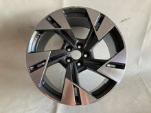 Load image into Gallery viewer, 1x Alufelge 20 Zoll 9.0" 5x112 38ET Glanz Graphit 4KE601025AA Audi E-Tron Mg FEL2300430630er