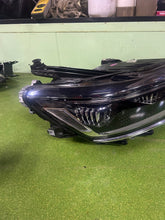 Laden Sie das Bild in den Galerie-Viewer, Frontscheinwerfer VW Passat B8 3G1941082T FALSE Scheinwerfer Headlight SCH6739906776ma