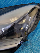 Laden Sie das Bild in den Galerie-Viewer, Frontscheinwerfer Tesla Model 3 1514952-00-D LED Links Scheinwerfer Headlight