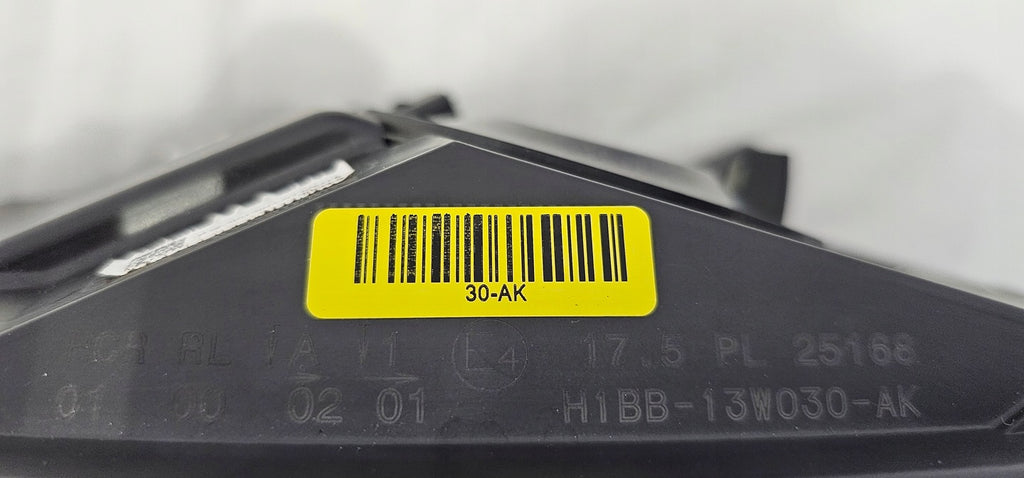 Frontscheinwerfer Ford Fiesta I H1BB-13W030-AK Ein Stück (Rechts oder Links) SCH1685439523tt