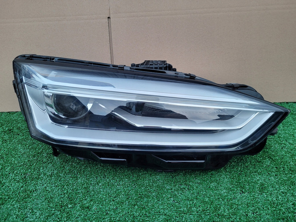 Frontscheinwerfer Audi A5 LED Rechts Scheinwerfer Headlight