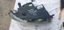 Laden Sie das Bild in den Galerie-Viewer, Frontscheinwerfer Land Rover Range I L322 AH42-13W029-AB Rechts Headlight SCH3991104570gt