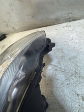 Laden Sie das Bild in den Galerie-Viewer, Frontscheinwerfer Ford Transit 01038299900010 BK3113D153BF Vorderseite Headlight SCH4350806645te