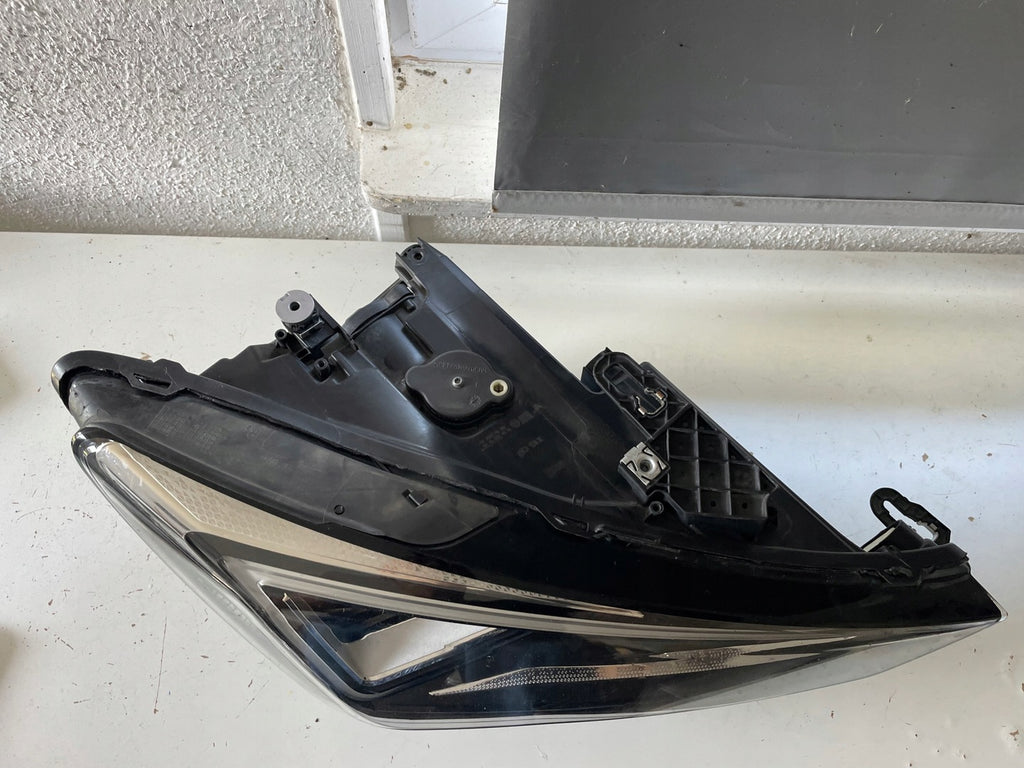 Frontscheinwerfer Seat Leon 5FB941008F LED Rechts Scheinwerfer Headlight