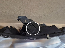 Laden Sie das Bild in den Galerie-Viewer, Frontscheinwerfer Mitsubishi Eclipse Cross LED Rechts Scheinwerfer Headlight