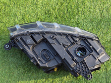 Laden Sie das Bild in den Galerie-Viewer, Frontscheinwerfer Skoda Octavia III 5E1941015B Xenon Links Headlight SCH6938173082sa