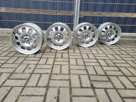 1x Alufelge 16 Zoll 7.0