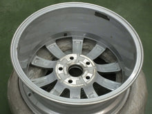 Load image into Gallery viewer, 1x Alufelge 16 Zoll 6.5" 5x112 42ET Glanz Silber 3G0071496B VW Rim Wheel FEL9740643628qd