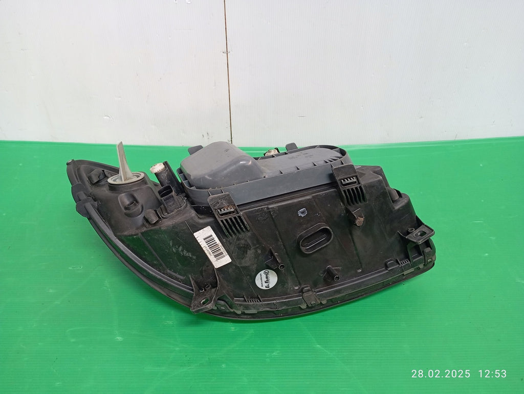 Frontscheinwerfer Mercedes-Benz Viano W639 Vito A6398200161 Rechts oder Links SCH2689079553rj