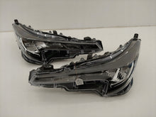 Load image into Gallery viewer, Frontscheinwerfer Toyota Corolla 81110-02T00 LED Ein Satz Scheinwerfer Headlight SCH9803319113uf