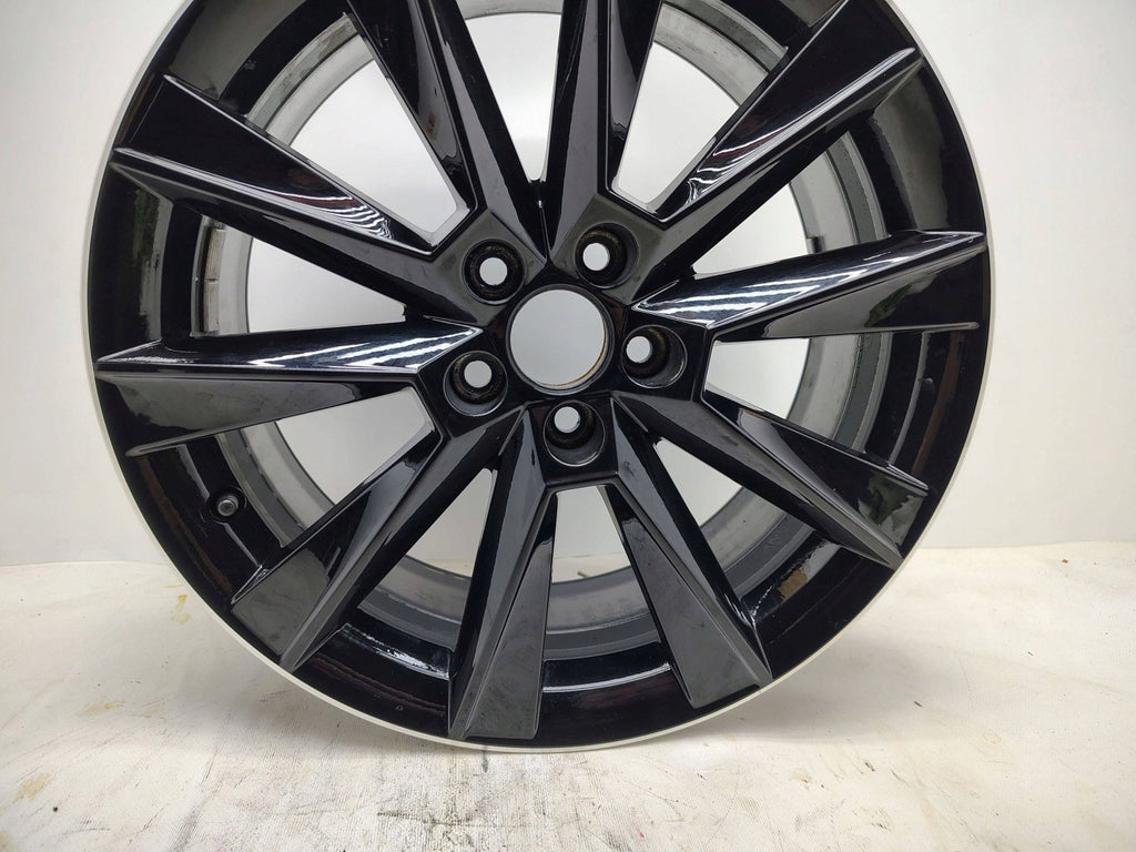 1x Alufelge 17 Zoll 7.0" 5x100 46ET Glanz Graphit 5JJ601025A Skoda Fabia I FEL5299016614zn